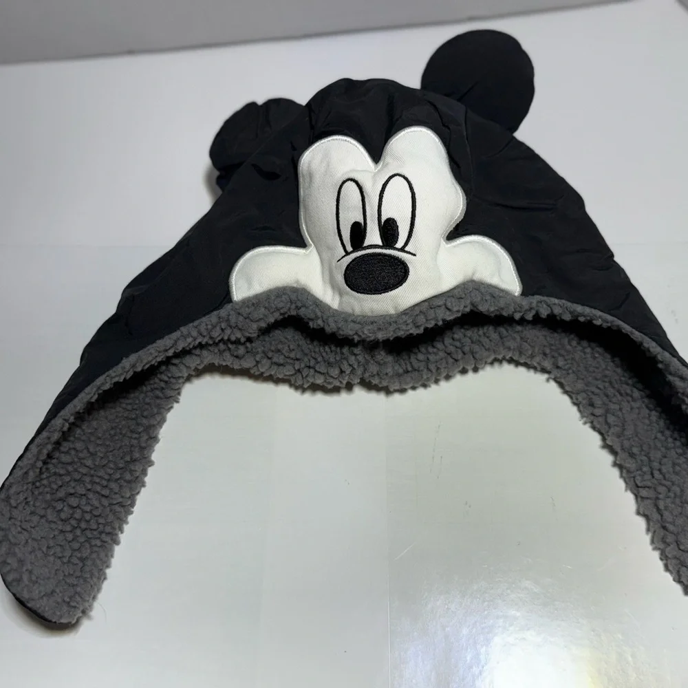 Baby Gap toddler Black and Gray Mickey Mouse Hat